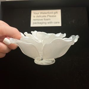 Crystal White Pearl Rose Paperweight